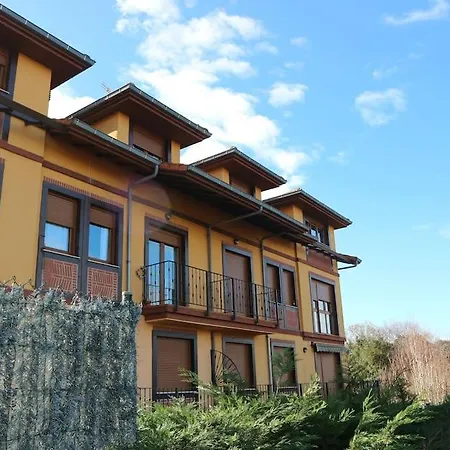 Te Encantara Este Duplex En Cobreces Exterior photo